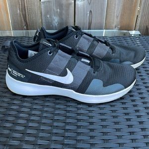 Nike Varsity Compete trainers Men’s size 11